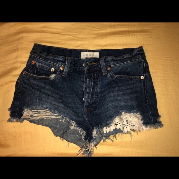 Shorts - Picture 1 of 3